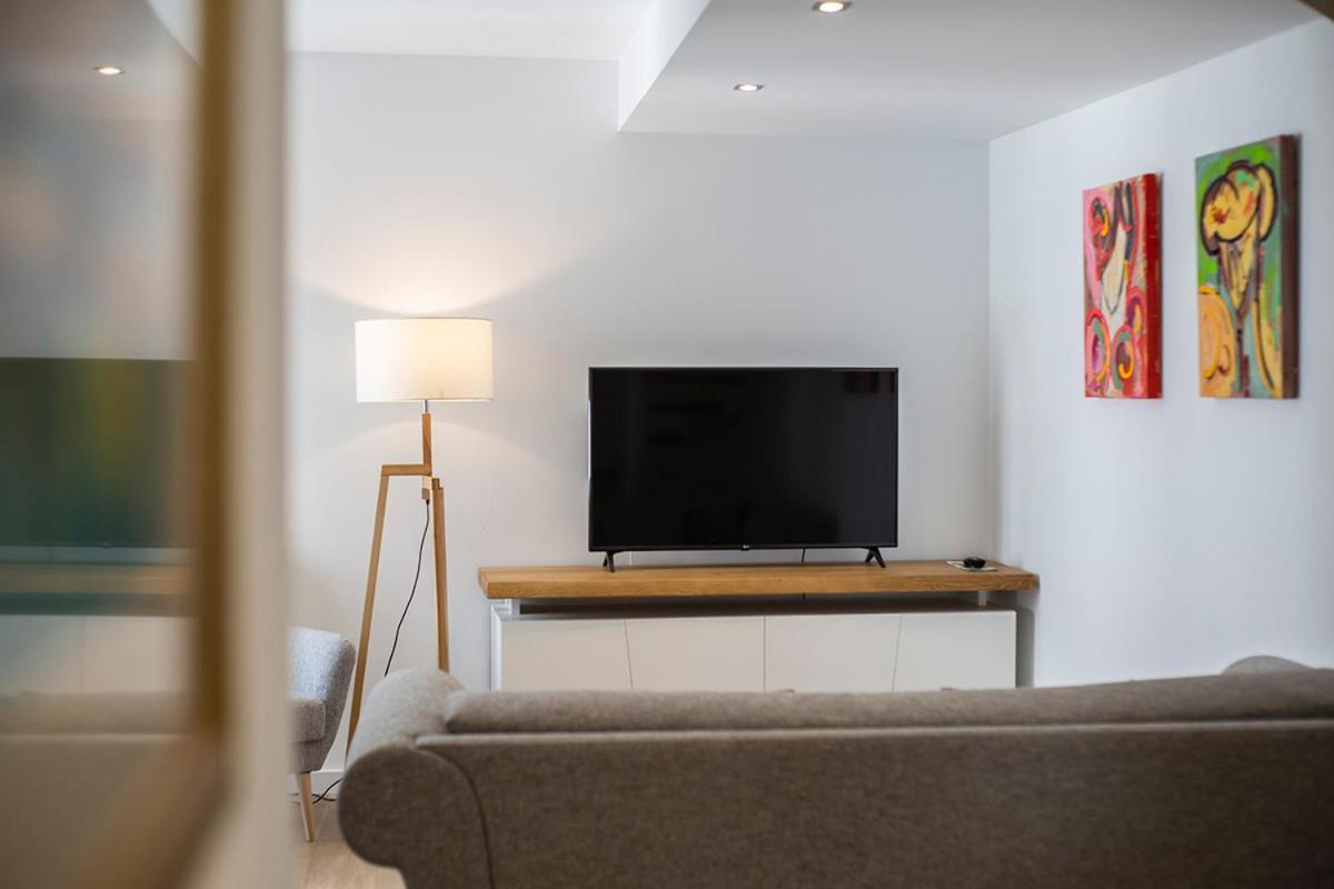 Private & Pool Goyeneta Sevilla Urban Apartment Ngoại thất bức ảnh